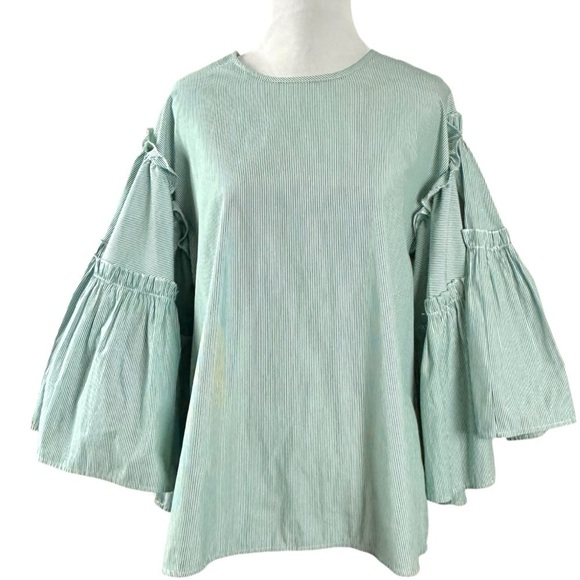 Anthropologie Tops - Anthropologie dRA Dramatic Bell Sleeve Striped Preppy Top in Green & White Small